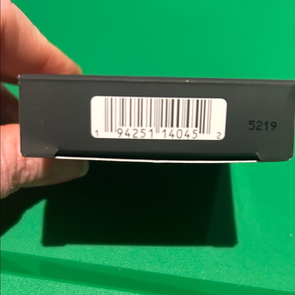 NARS Blush Compact - Black and White - Picture 2 of 5